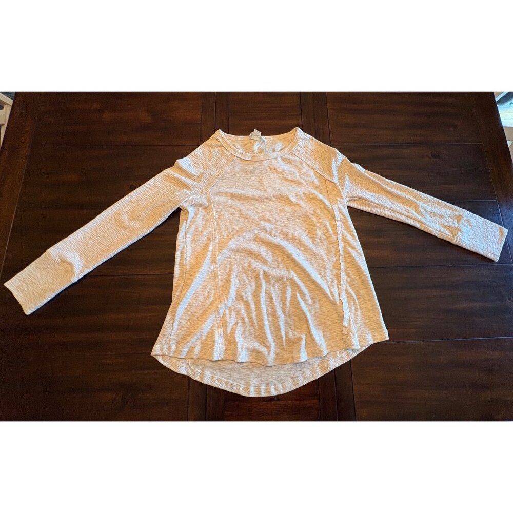 LOVERICHE ANTHROPOLOGIE Beige Long Sleeve Top Right Direction Size Small